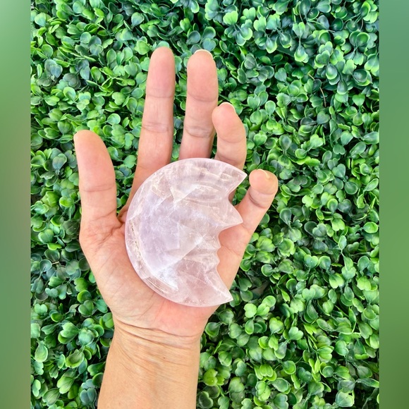 Rose Quartz Crescent Moon Carving - Picture 3 of 6